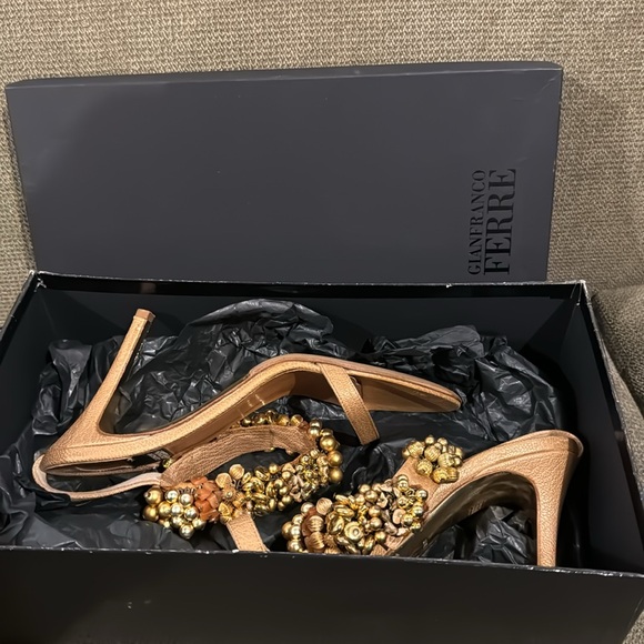 Auth Gianfranco Ferre Scarpa Donna Strappy Heels Rose Gold Embellished Anklets - Picture 13 of 14